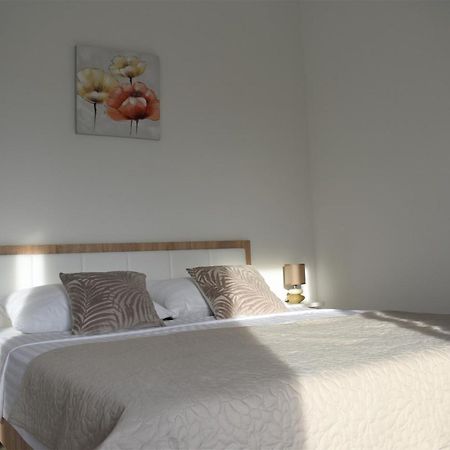 Apartments Rena Шибеник Экстерьер фото